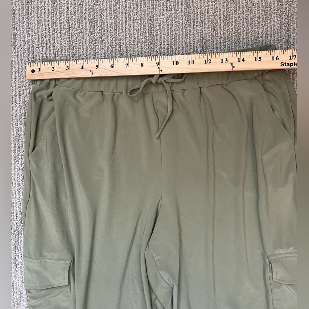 Brittany Humble large very soft Light Green Joggers - Picture 9 of 10